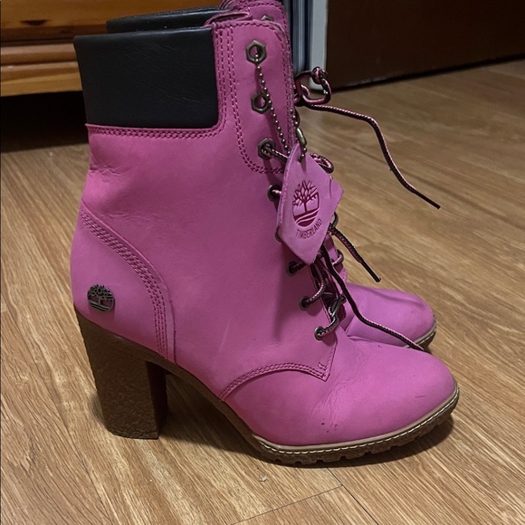 Timberland Women's Vibrant Pink Heeled Boots susan g komen breast cancer edition - Picture 1 of 9